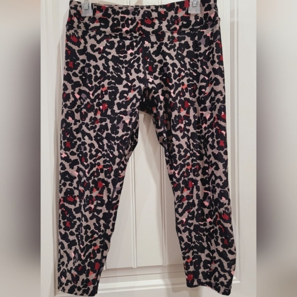 Calvin Klein capri workout pants